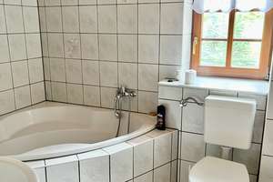 Property thumbnail 6