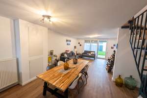 Available from the end of August 2 miles from Clay, Modern, high quality terraced house with kitchen – Zur Schleifmühle 27, 65205 Erbenheim, Wiesbaden – Vorschaubild 4
