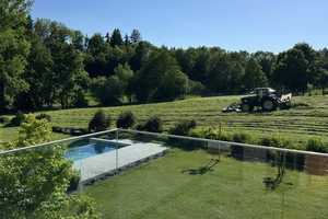 Architektenhaus in Beuern bei Greifenberg auf 1600 m2 Grund mit Pool 16,50 x 3 in Ortsrandlage – Landsberg am Lech (Kreis) – Vorschaubild 3
