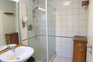 1 großes Zimmer in 5er-WG-Haus in Regensburg (Stadtamhof) – WG-Neugründung oder Freundesgruppe – Die vollständige Adresse der Immobilie erhältst du vom Anbieter., 93045 Stadtamhof, Regensburg – Vorschaubild 11