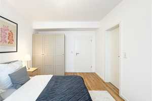 Luxuriös  Wohnen im neu sanierten Apartment – Düsseldorf – Vorschaubild 3