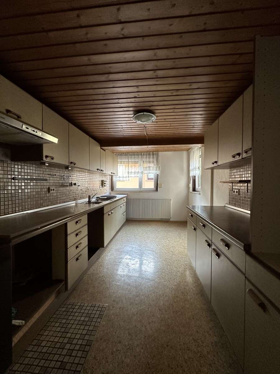 Immobilie in Schöntal - Charaktervoller Hof mit Haus, Garage und Nebengebäuden! - Bild 12