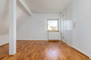 Klassik trifft Moderne auf phantastischem Grundstück – Die vollständige Adresse der Immobilie erhältst du vom Anbieter., 65779 Kelkheim (Taunus) – Vorschaubild 14