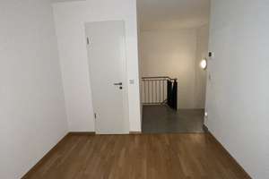 Helle 2,0 Zimmer Wohnung mit Fußbodenheizung – Steinsche Gasse 32c, 47051 Altstadt, Duisburg – Vorschaubild 6