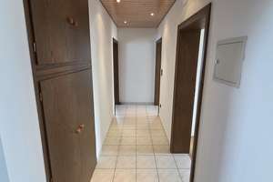 Gepflegte 3-Zimmer-Wohnung mit überdachter Terrasse und Gartenanteil in Karlsruhe-Knielingen – Die vollständige Adresse der Immobilie erhältst du vom Anbieter., 76187 Knielingen, Karlsruhe – Vorschaubild 7