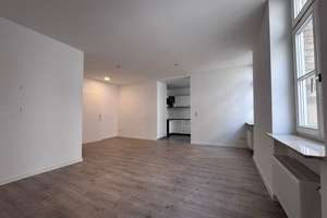Schöne und helle Zwei-Zimmer-Wohnung im Herzen von Stuttgart – Die vollständige Adresse der Immobilie erhältst du vom Anbieter., 70178 Heusteigviertel, Stuttgart – Vorschaubild 3