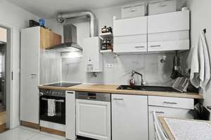 Stilvolle 4-Zimmer-Hochparterre-Wohnung mit Balkon und Stellplatz in Ingolstadt – Die vollständige Adresse der Immobilie erhältst du vom Anbieter., 85051 Münchener Straße, Ingolstadt – Vorschaubild 10
