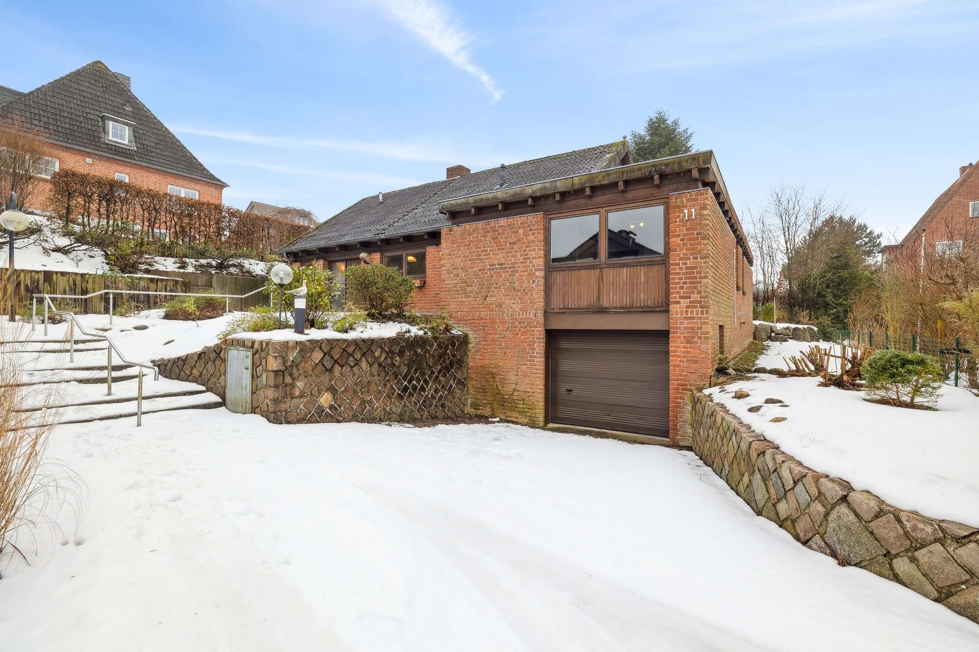 Charmanter Bungalow mit Kamin und großem Gestaltungspotential - in küstennaher Lage, Rendsburg Eckernförde Kreis – Bild 2