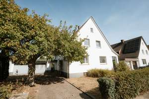Hiddenhausen-Sundern: Ein-/Zweifamilienhaus mit großzügigem Garten in ruhiger Lage – Die vollständige Adresse der Immobilie erhältst du vom Anbieter., 32120 Hiddenhausen – Vorschaubild 2