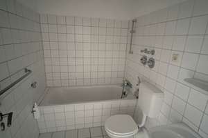 IDEAL FÜR STUDENTEN - 2-RW - Balkon - Bad mit Wanne - Aufzug  – Breitscheidstr. 25, 39114 Herrenkrug, Magdeburg – Vorschaubild 7