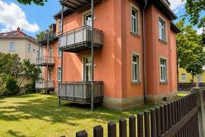 Erstbezug nach Renovierung: Lichtdurchflutete 3-Zimmer-Wohnung mit großem Balkon