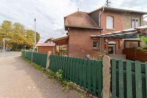 Koloniehäuschen mit Garten und Stellplatz – 65931 Zeilsheim, Frankfurt am Main – Vorschaubild 3