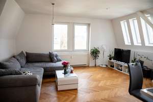++ EXKLUSIVE ALTBAU-MAISONETTE MIT DACHTERRASSE UND AUSBLICK ++ TOP LAGE – Alexandrastr 17, 65187 Südost, Wiesbaden – Vorschaubild 3
