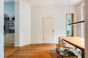 Denkmalgeschützte 5-Zimmer-Wohnung mit Balkon und attraktiven Mieteinnahmen – Die vollständige Adresse der Immobilie erhältst du vom Anbieter., 30449 Linden-Mitte, Hannover – Vorschaubild 10