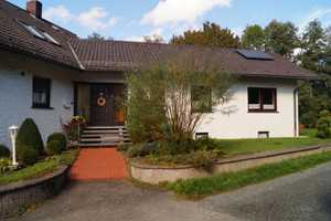 Einfamilienhaus mit Einliegerwohnung in wunderschöner Lage am Stadtrand von Kronach – Kronach (Kreis) – Vorschaubild 3