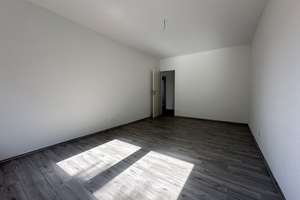 Frisch renovierte 3-Zimmer-Dachgeschosswohnung