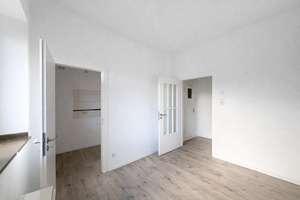 Kernsaniertes City-Apartment mit Zusatzraum & Gartenfläche als zweitem Wohnzimmer – Die vollständige Adresse der Immobilie erhältst du vom Anbieter., 40227 Oberbilk, Düsseldorf – Vorschaubild 12