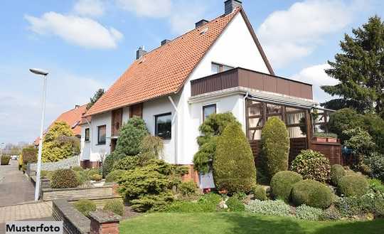 Freistehendes Einfamilienhaus - provisionsfrei