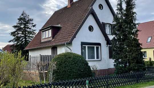 Bild von Einfamilienhaus mit Eigentumsgrundstück in Vorsfelde-Süd