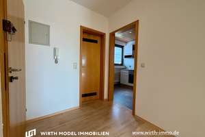 Drei-Zimmer-Wohnung mit EBK, Balkon u. Tg-Stellplatz am Deutschhof | Schweinfurt – Die vollständige Adresse der Immobilie erhältst du vom Anbieter., 97422 Hochfeld/Steinberg, Schweinfurt – Vorschaubild 3