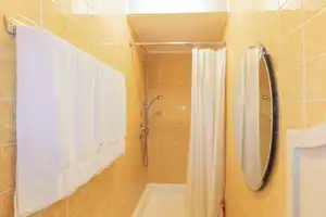 Neue Luftwärmepumpe und überwiegend Fußbodenheizung - Exklusives Architektenhaus mit Traumgarten! – Rosenheim (Kreis) – Vorschaubild 15