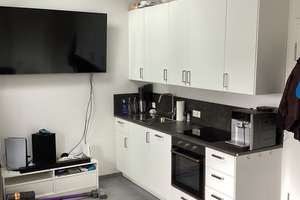 1 Zimmer Penthouse-Wohnung in der City von Neu-Ulm – Die vollständige Adresse der Immobilie erhältst du vom Anbieter., 89231 Neu-Ulm – Vorschaubild 3