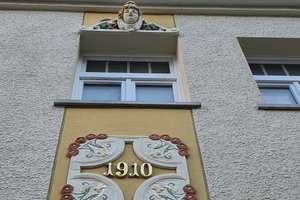 Traumlage am Park:   Exclusive 3,5-Zimmer-Jugendstil-Wohnung mit 123 qm – Friedenstr. 23, 89073 Mitte, Ulm – Vorschaubild 2
