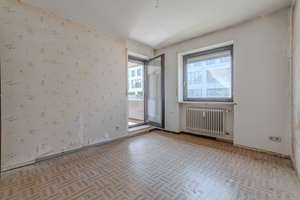 Gut geschnittene 3-Zimmer mit Südloggia / Kauf gegen Gebot – Die vollständige Adresse der Immobilie erhältst du vom Anbieter., 80997 Moosach-Bahnhof, München – Vorschaubild 9