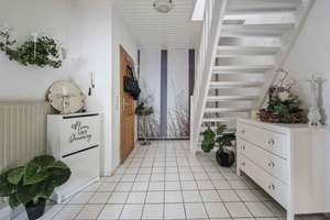 Exklusives Mehrgenerationshaus mit drei Wohneinheiten und 
450 m² Wohnfläche auf traumhaftem Grunds – Die vollständige Adresse der Immobilie erhältst du vom Anbieter., 25767 Tensbüttel-Röst – Vorschaubild 20