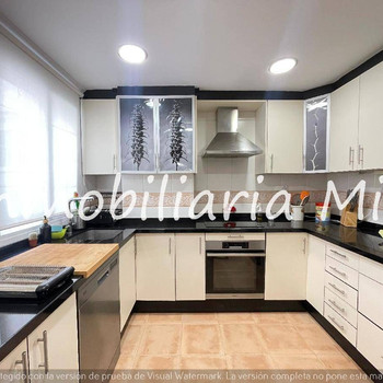 WOHNUNG 3 SCHLAFZIMMER, 2 BADEZIMMER UND GARAGE IN HUÉRCALOVERA