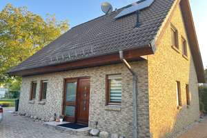 Einfamilienhaus mit 4 Zimmern und großem Garten - 10min bis Tesla, Perfekt für Familien und Paare – Wiesen xx, 15537 Grünheide (Mark) – Vorschaubild 1