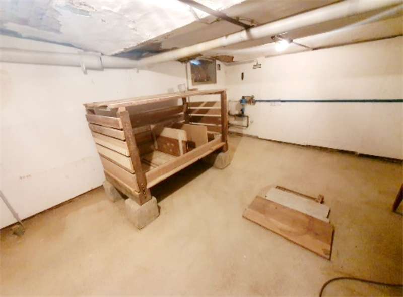 Immobilie in Hünstetten - *Nur 14 Minuten bis Idstein, Super für die Großfamilie und Autofreunde, viele Garagen+ großer Garten - Bild 16