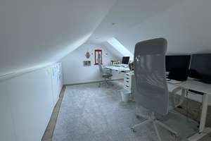Exklusive KfW-55 Doppelhaushälfte (A+) mit Wärmepumpe, PV-Anlage & Designküche – 549 m² WOHLFÜHLEN!  – Die vollständige Adresse der Immobilie erhältst du vom Anbieter., 33649 Brackwede, Bielefeld – Vorschaubild 17