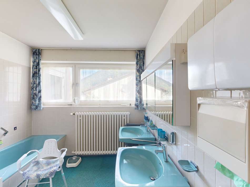 Badezimmer Gartengeschoss