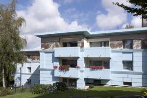 Komplett modernisierte 2 1/2 Zimmer Wohnung mit Balkon in Tücking