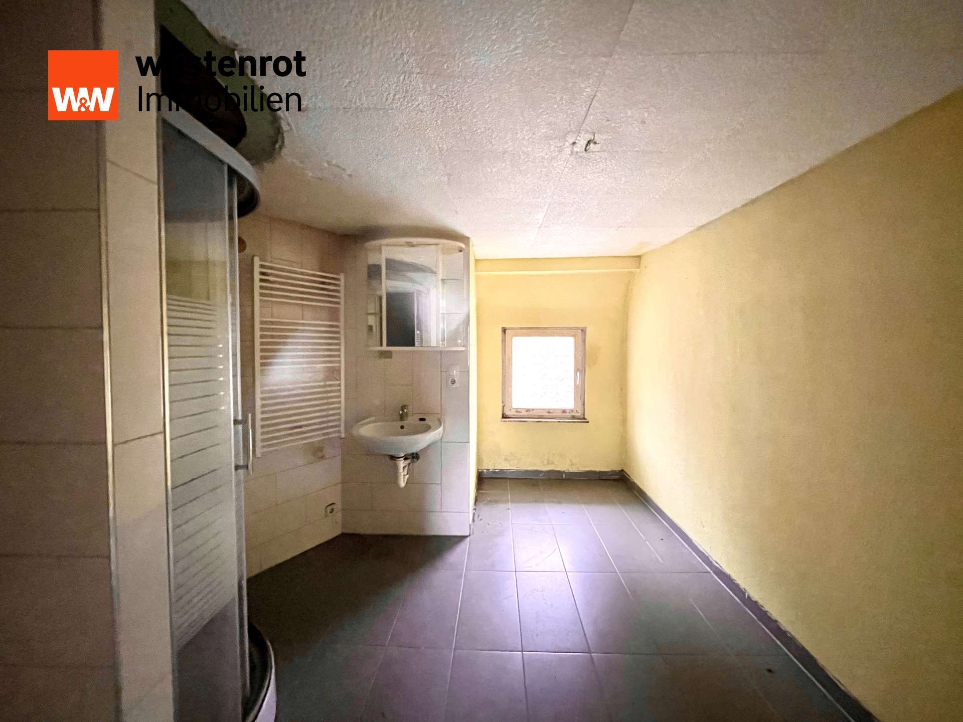 Immobilie in Forbach - *Idyllisches Schwarzwald-Juwel: Freistehendes Haus mit großem Potenzial und herrlichen Fernblick* - Bild 8