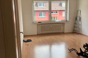 Lebendig wohnen in Rüttenscheid: 3,5-Zimmer-Wohnung mit Einbauküche