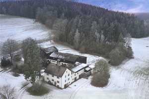 Alleinlage ° Wohnhaus mit Stallungen und viel Land – Wunsiedel im Fichtelgebirge (Kreis) – Vorschaubild 3