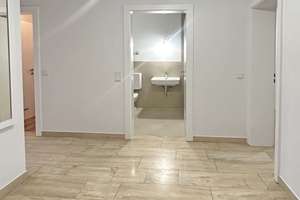 Top renovierte 3-Zimmer-Wohnung mit Süd-West-Loggia direkt am Perlacher Forst! – Bozzarisstr. 43, 81545 Harlaching, München – Vorschaubild 3