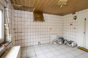 Seelscheid: Freistehendes Einfamilienhaus mit schönem Grundstück sucht Handwerker! – Die vollständige Adresse der Immobilie erhältst du vom Anbieter., 53819 Neunkirchen-Seelscheid – Vorschaubild 7