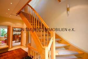 ***GERÄUMIGE FAMILIENVILLA MIT POTENTIAL*** 2 Vollgeschosse mit Keller und Südwestlage – Die vollständige Adresse der Immobilie erhältst du vom Anbieter., 22159 Farmsen-Berne, Hamburg – Vorschaubild 21