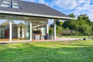 Neuwertiges, energieeffizientes Fachwerkhaus mit großem Traum-Grundstück und umlaufender Terrasse – Magdeburg – Vorschaubild 6