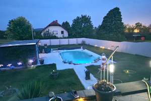 Modernes Einfamilienhaus mit Pool & Fernblick – Verkauf gegen Gebot ab 450.000 € – Die vollständige Adresse der Immobilie erhältst du vom Anbieter., 63667 Nidda – Vorschaubild 10