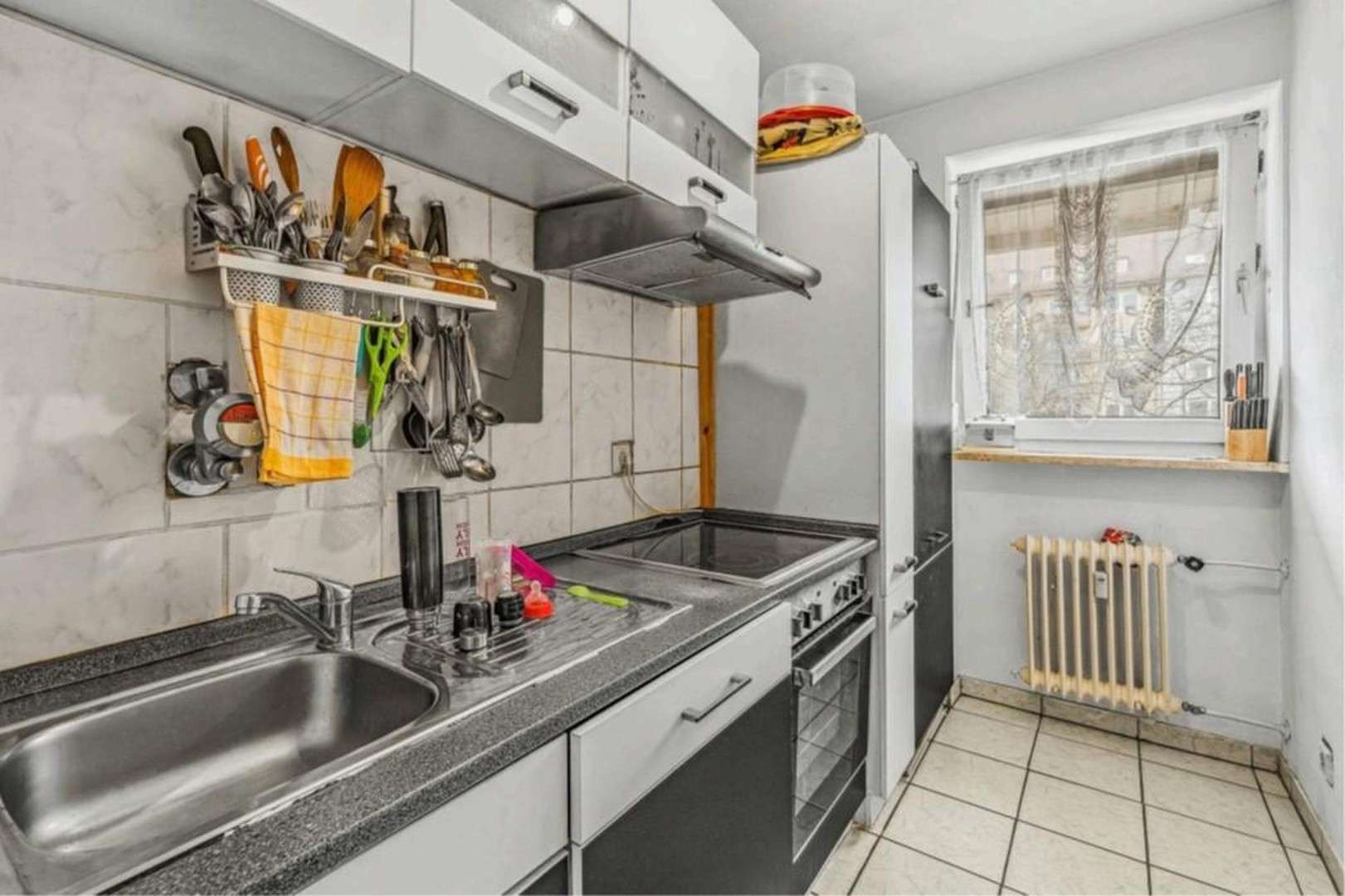 Renovierungsbedürftige 2-Zimmer-Wohnung mit Balkon - ideal für Kapitalanleger, München – Bild 3