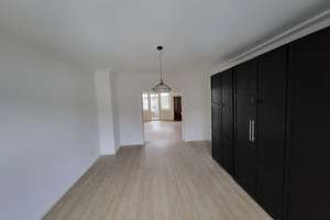 Helle 3,5 Zimmer Wohnung mit Balkon & Einbauküche in Düsseldorf Grafenberg – Die vollständige Adresse der Immobilie erhältst du vom Anbieter., 40629 Grafenberg, Düsseldorf – Vorschaubild 6