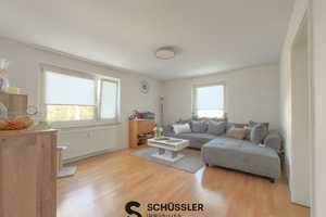 3-Familienhaus mit viel Potenzial in Reutlingen / Betzingen – Reutlingen (Kreis) – Vorschaubild 1