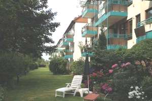 Ruhige 2-Zimmer-Wohnung mit Balkon zum Park gelegen – Hiddenseestr. +*+, 40468 Unterrath, Düsseldorf – Vorschaubild 3