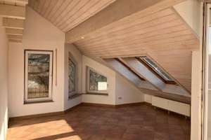 Großzügige 2-Zimmer Dachgeschosswohnung in Stuttgart-Möhringen – Die vollständige Adresse der Immobilie erhältst du vom Anbieter., 70567 Möhringen-Ost, Stuttgart – Vorschaubild 3