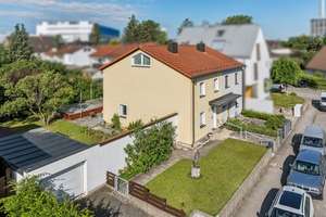 Eine seltene Chance für Familien und Visionäre: Doppelhaushälfte im Münchner Süden mit großem Pot... – Die vollständige Adresse der Immobilie erhältst du vom Anbieter., 81477 Obersendling, München – Vorschaubild 2