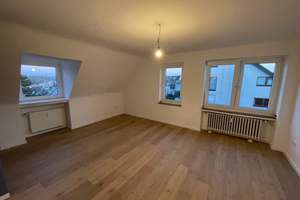 2023 Kernsanierte Dachgeschosswohnung mit vier Zimmern in Düsseldorf – Zeppelinstraße 24, 40231 Eller, Düsseldorf – Vorschaubild 13